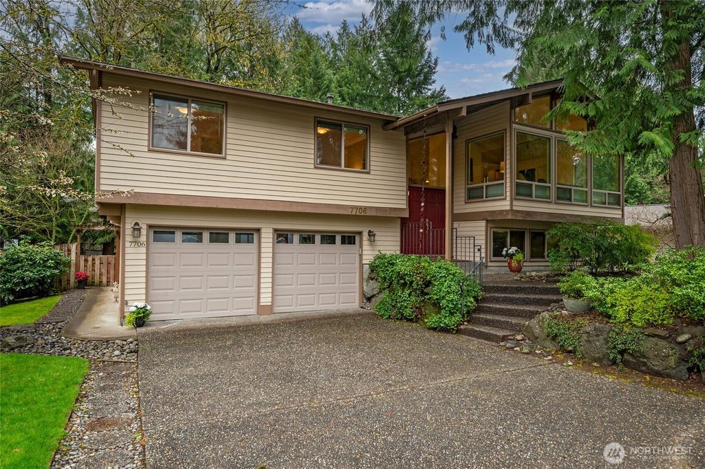 Photo of 7706 146th Avenue NE, Redmond, WA 98052 (MLS # 2354722)