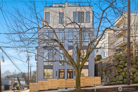 957 N 35th Street Seattle WA 98103