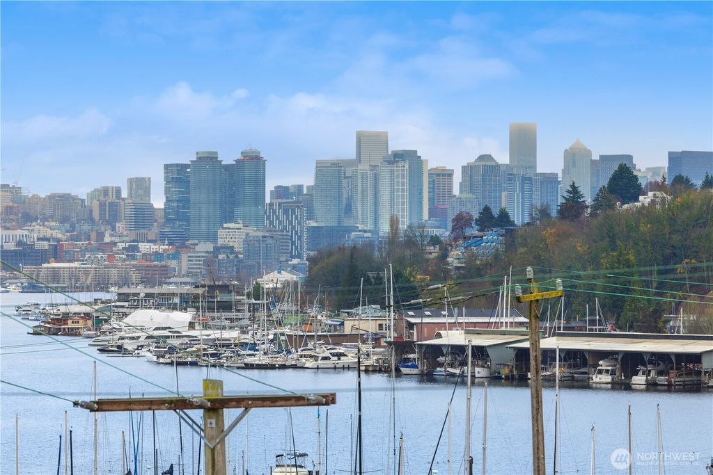 Photo of 957 N 35th Street, Seattle, WA 98103 (MLS # 2489140)