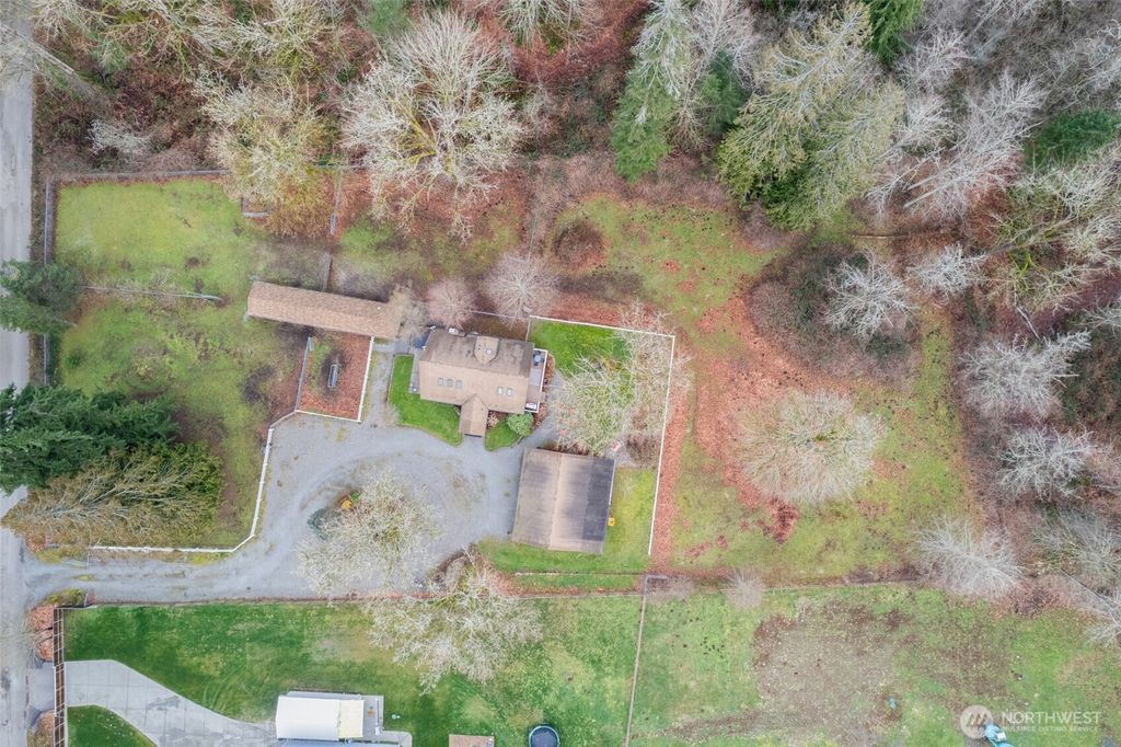 Photo of 34810 257th Avenue SE, Black Diamond, WA 98010 (MLS # 2472100)