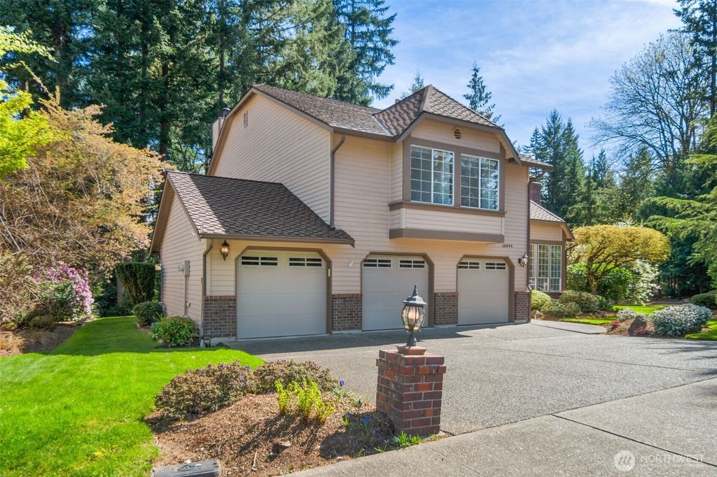 Photo of 16044 160th Place SE, Renton, WA 98058 (MLS # 2361478)