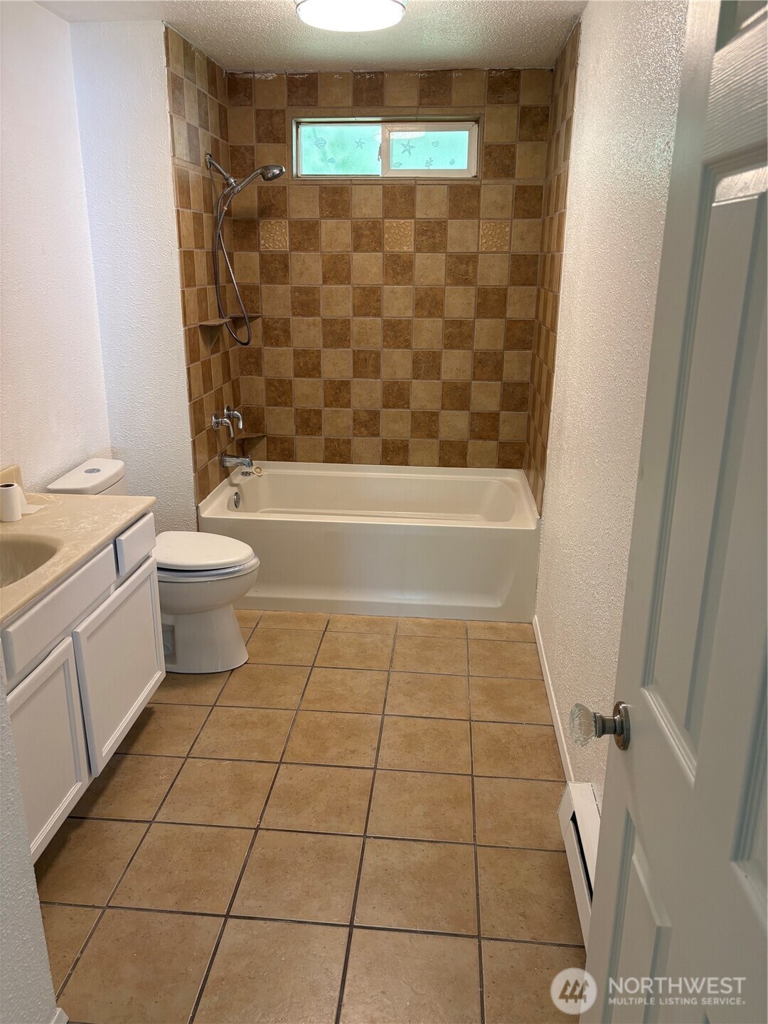 114 Alder Lane N
