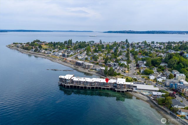 3717 Beach Drive SW 207 #207, Seattle