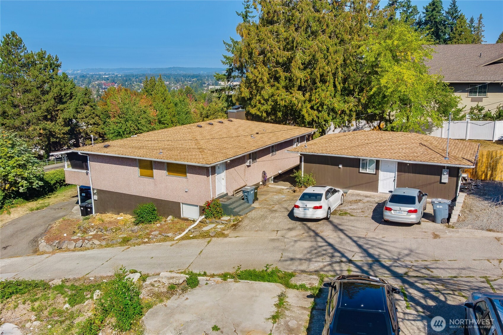2205 S Meridian