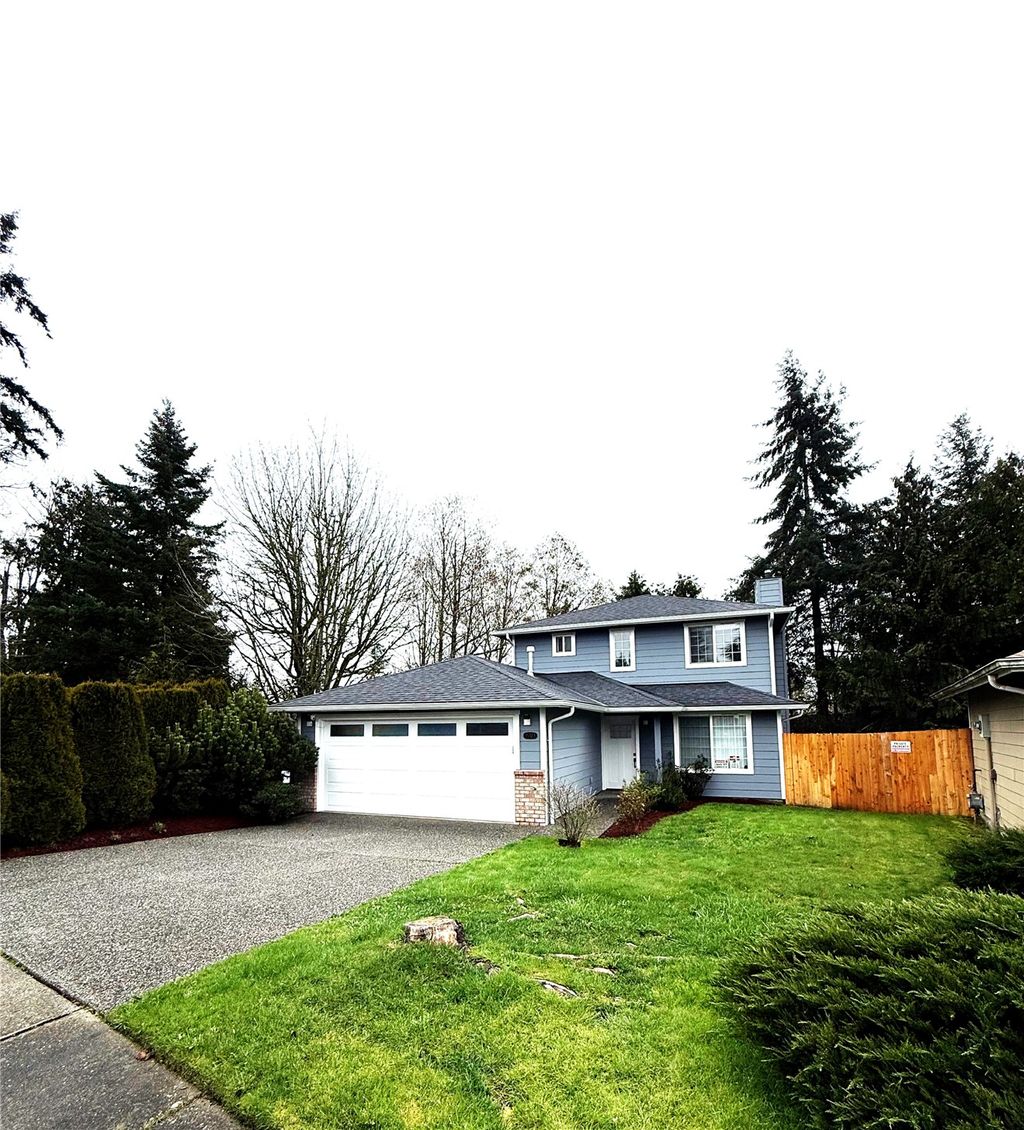 Photo of 15323 31 Avenue W, Lynnwood, WA 98087 (MLS # 2494680)
