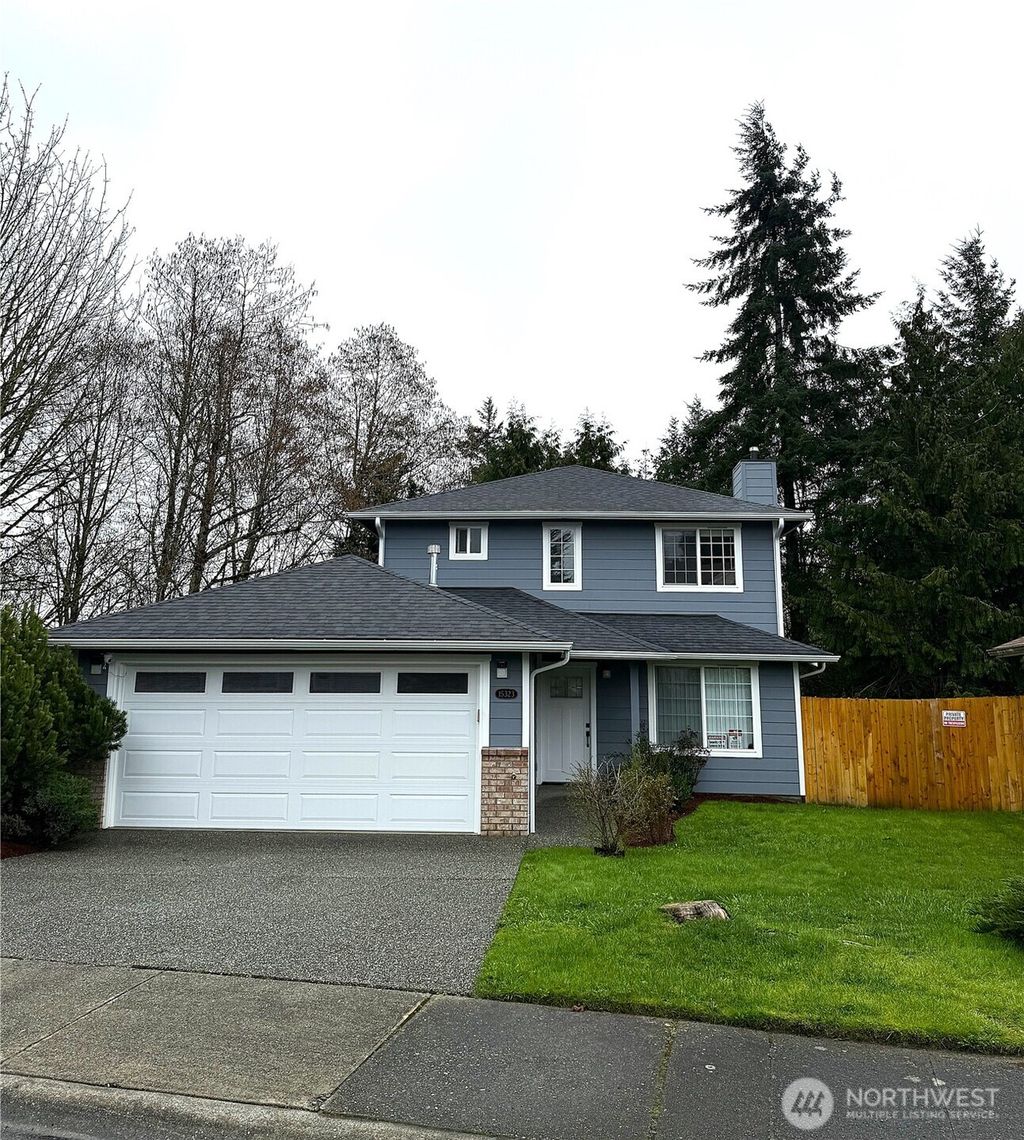 Photo of 15323 31 Avenue W, Lynnwood, WA 98087 (MLS # 2494680)
