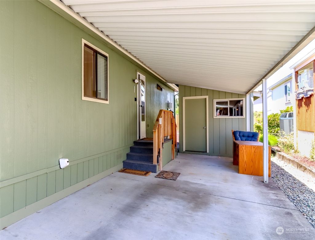 Photo of 20714 113th Place SE #7, Kent, WA 98031 (MLS # 2139747)