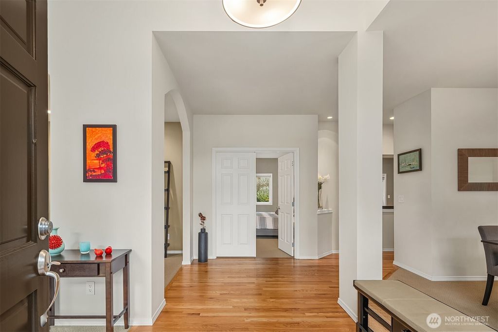 Photo of 7430 127th Avenue NE, Kirkland, WA 98033 (MLS # 2493516)