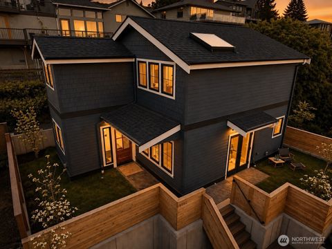 Photo of 909 32nd Avenue S #C, Seattle, WA 98144 (MLS # 2535552)
