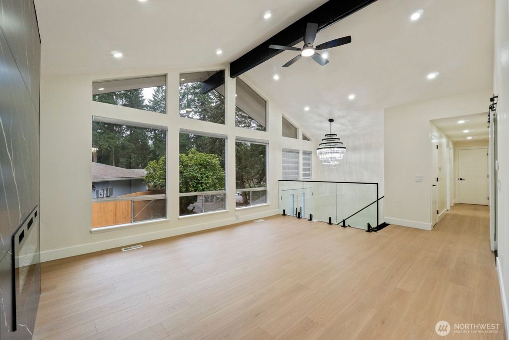 Photo of 10518 165th Place NE, Redmond, WA 98052 (MLS # 2465742)