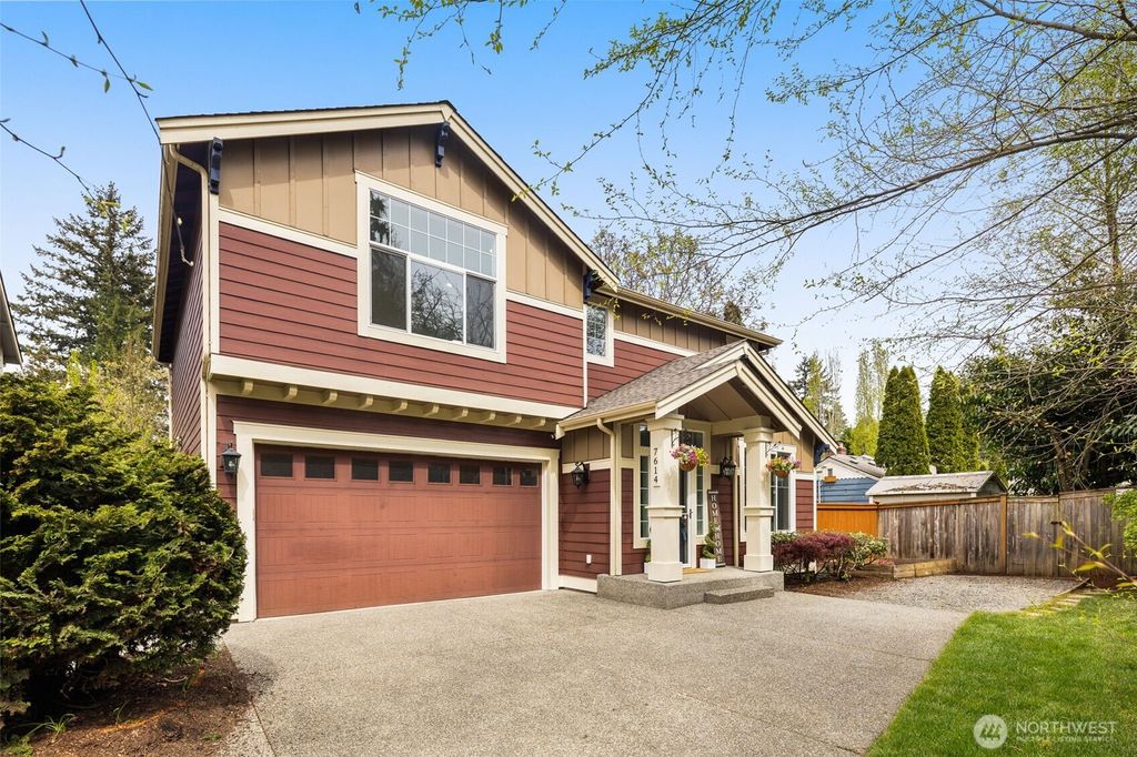 Photo of 7614 NE 169th Lane, Kenmore, WA 98028 (MLS # 2510134)