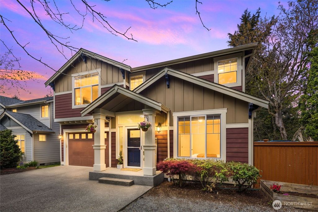 Photo of 7614 NE 169th Lane, Kenmore, WA 98028 (MLS # 2510134)