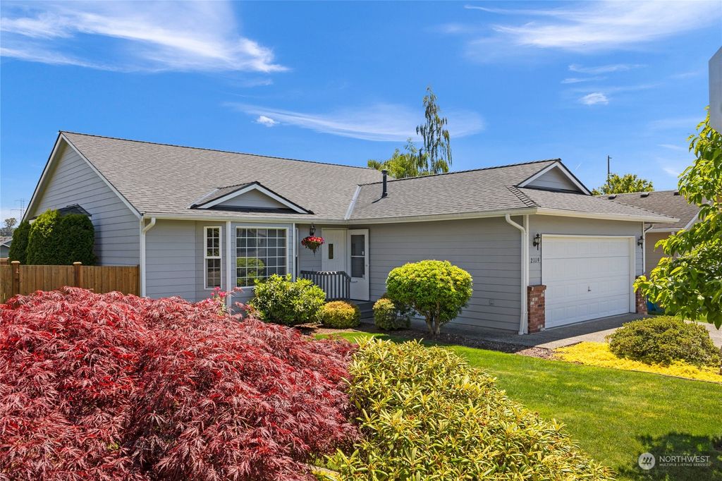 Photo of 2119 Northlake Avenue, Snohomish, WA 98290 (MLS # 2256055)