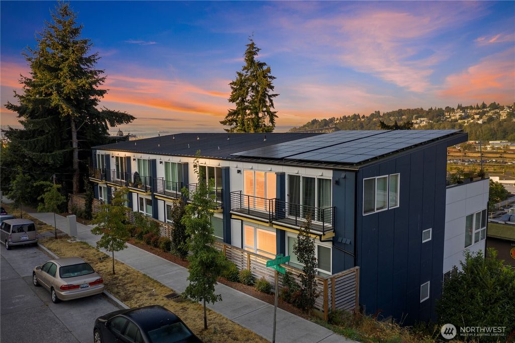Photo of 2273 14th Avenue W, Seattle, WA 98119 (MLS # 2433796)