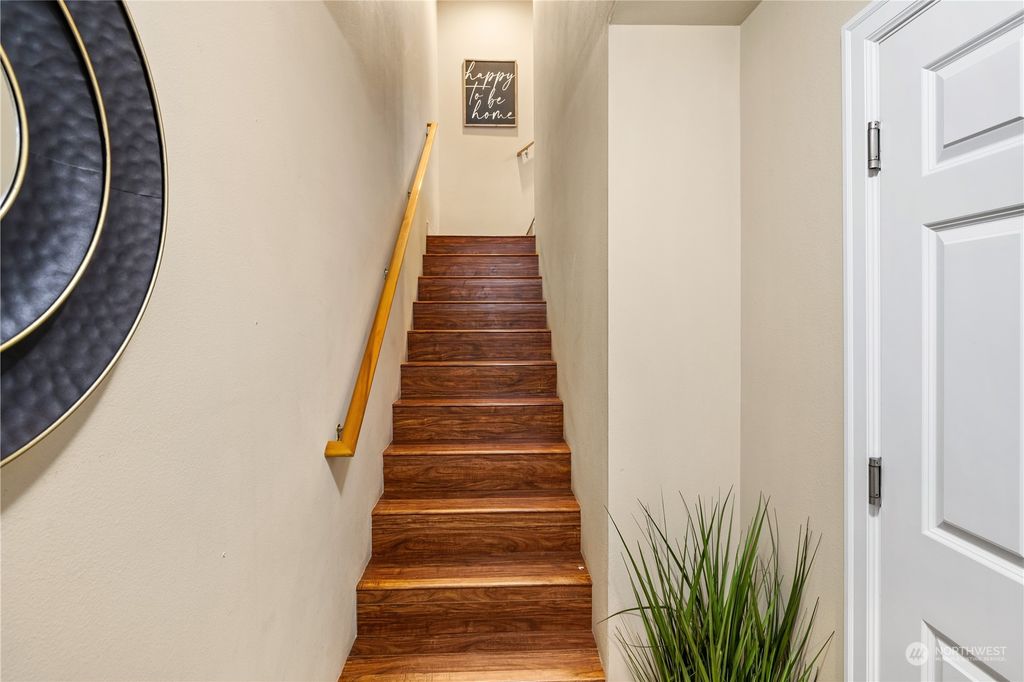 Photo of 3400 S 288th Street #D-2, Auburn, WA 98001 (MLS # 2205004)