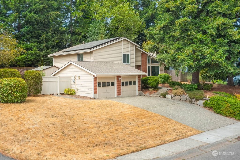 Photo of 507 123rd Avenue NE, Bellevue, WA 98005 (MLS # 2278286)