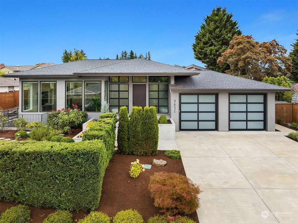 Photo of 9652 Evergreen Drive, Bellevue, WA 98004 (MLS # 2177318)