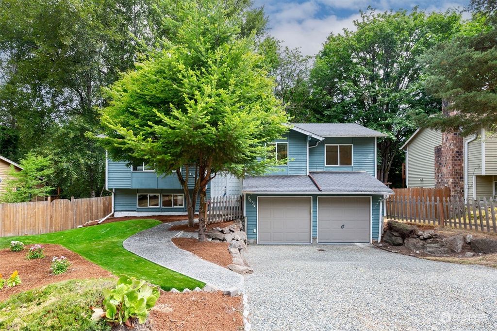 Photo of 6438 131st Avenue SE, Bellevue, WA 98006 (MLS # 2148692)