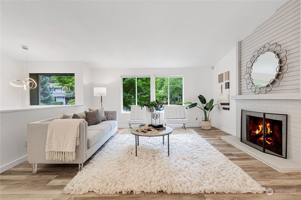 Photo of 6438 131st Avenue SE, Bellevue, WA 98006 (MLS # 2148692)