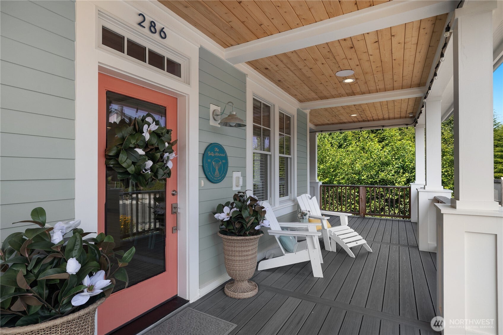 286 Compass Street