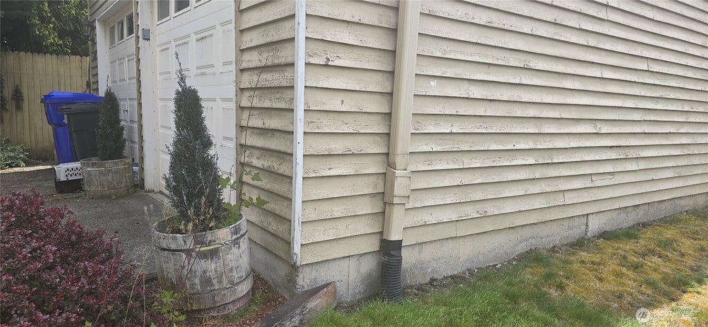 Photo of 202 SE 94th Street, Everett, WA 98208 (MLS # 2585390)
