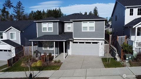 Photo of 771 Nordmann Loop #34, Port Orchard, WA 98366 (MLS # 2485421)