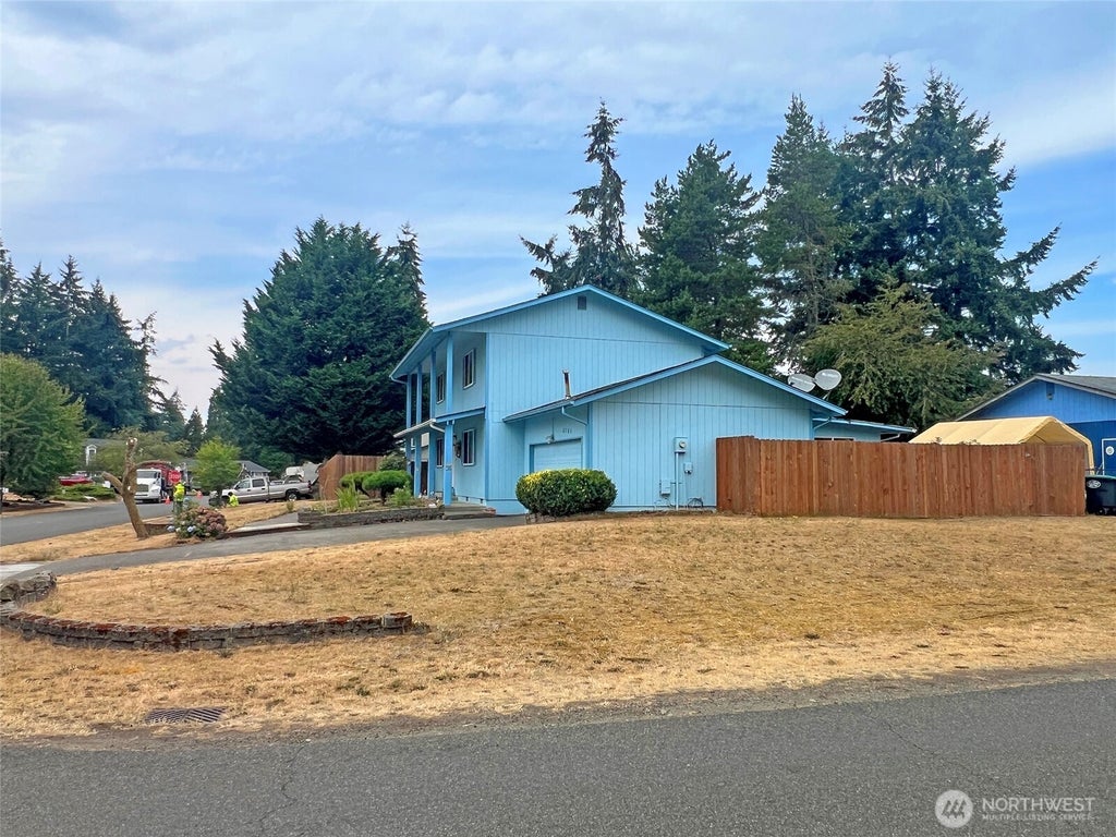 Photo of 8703 Hawks Glen Loop SE, Olympia, WA 98513 (MLS # 2571879)