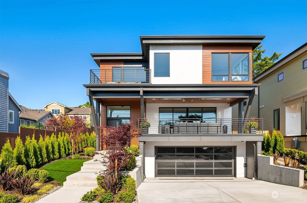 Photo of 6502 106th Avenue NE, Kirkland, WA 98033 (MLS # 2166099)