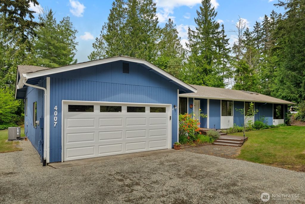 Photo of 4007 105th Street Ct, Gig Harbor, WA 98332 (MLS # 2526946)
