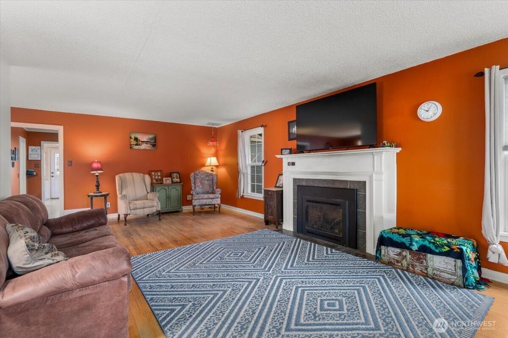 Photo of 225 S Division Street, Cashmere, WA 98815 (MLS # 2501734)