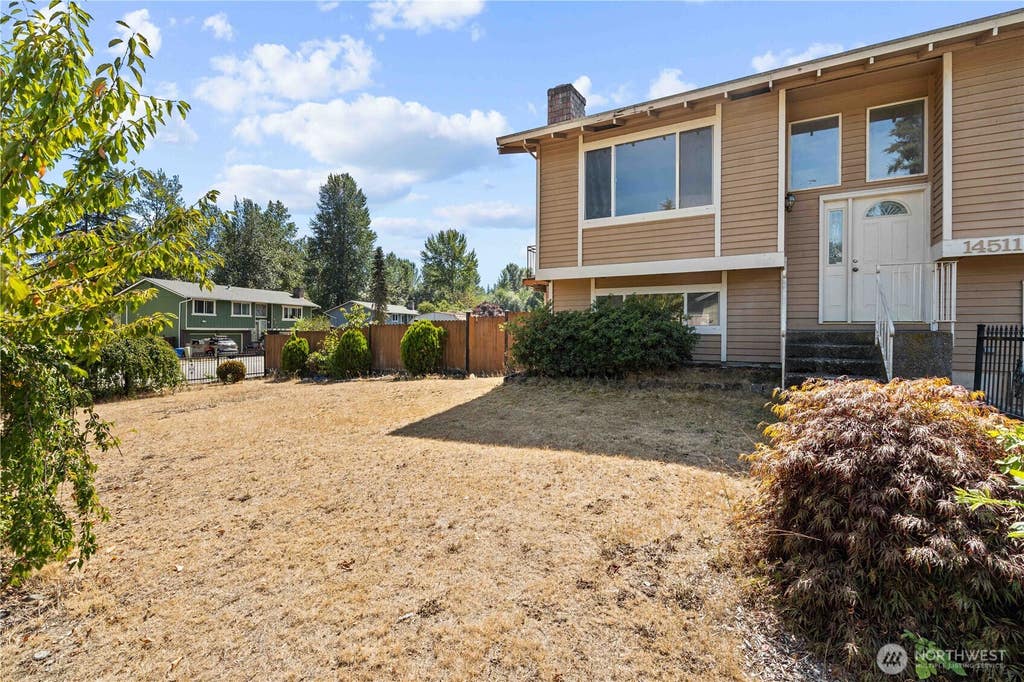 Photo of 14511 SE 254th Street, Kent, WA 98042 (MLS # 2569750)