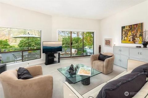7930 SE 34th Street Unit 107, Mercer Island, WA 98040 - MLS#: 2347911