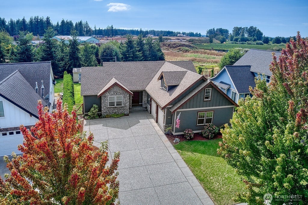 Photo of 821 Red Maple Loop, Everson, WA 98247 (MLS # 2575675)