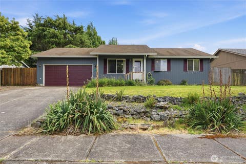 Photo of 1908 Hawthorne Court, Woodland, WA 98674 (MLS # 2533945)