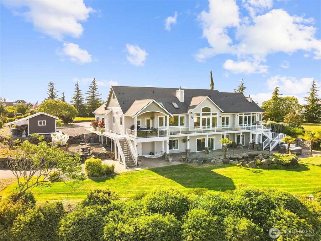 Photo of 2510 Cascade Drive E, Roy, WA 98580 (MLS # 2498912)