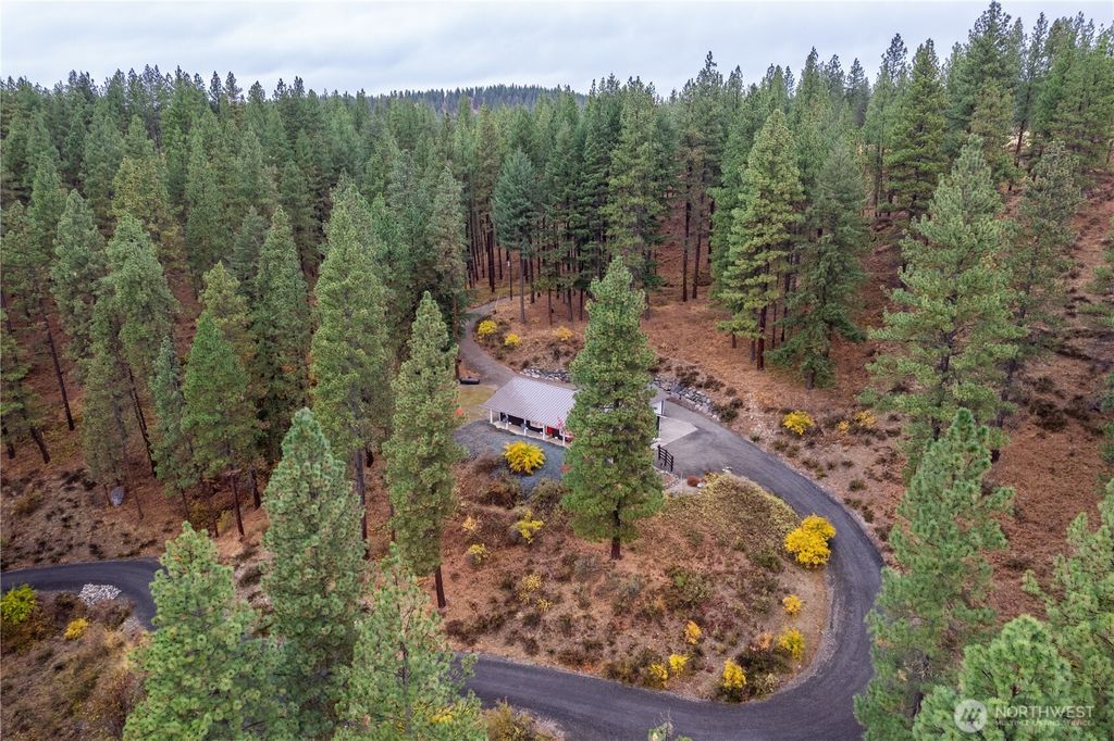 Photo of 5161 Red Bridge Road, Cle Elum, WA 98922 (MLS # 2504152)