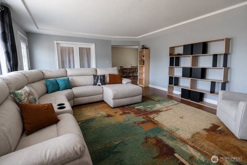 2302 Cedar Place
