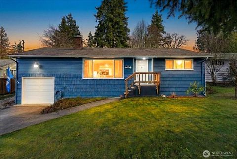 Photo of 17103 44th Avenue W, Lynnwood, WA 98037 (MLS # 2477636)