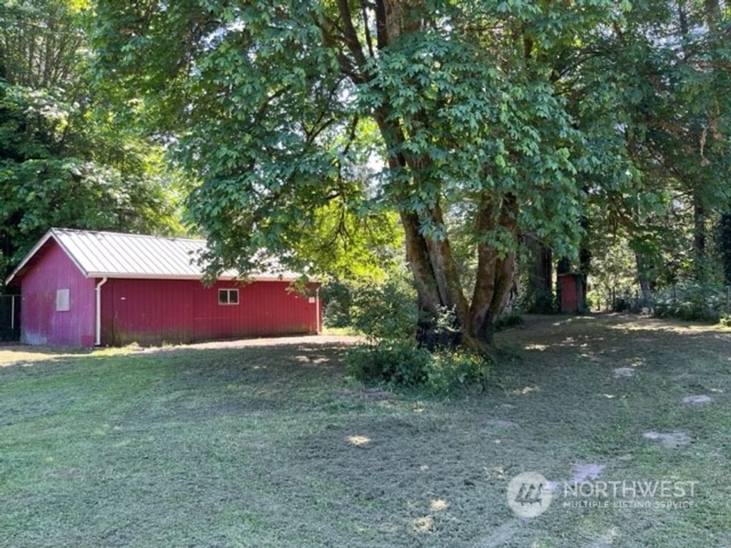 Photo of 0 XXXX Dorre Don Way SE, Maple Valley, WA 98038 (MLS # 2126089)