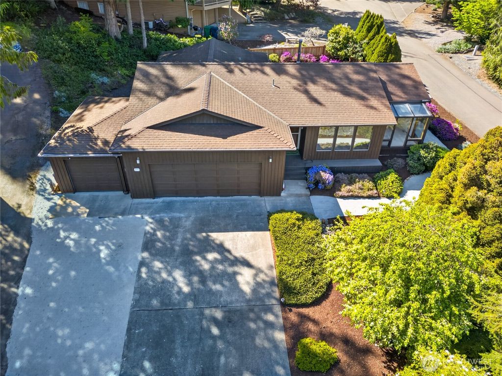 Photo of 271 Elwha Drive, La Conner, WA 98257 (MLS # 2513822)