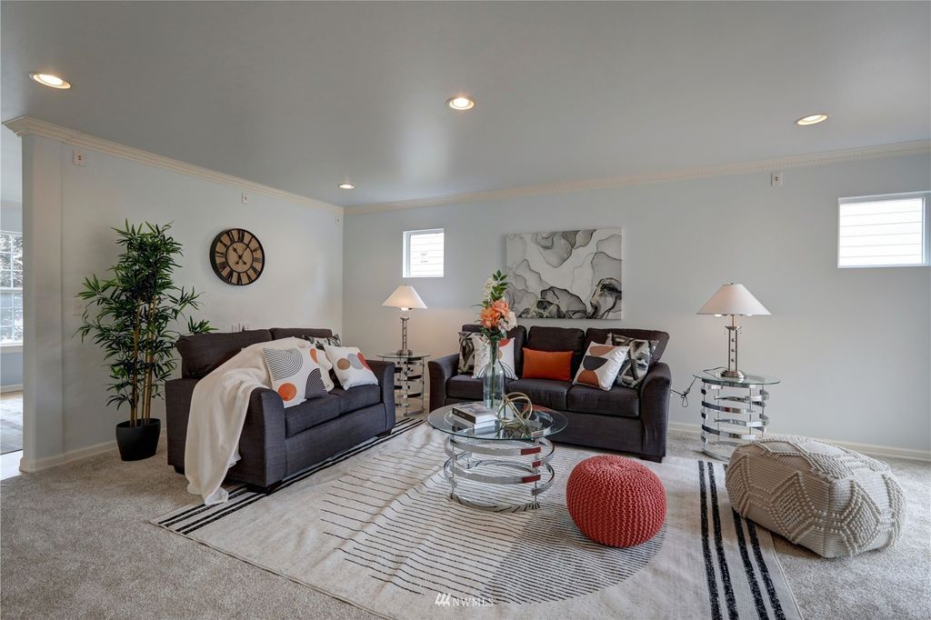 Photo of 10128 225th Terrace NE, Redmond, WA 98053 (MLS # 1954006)