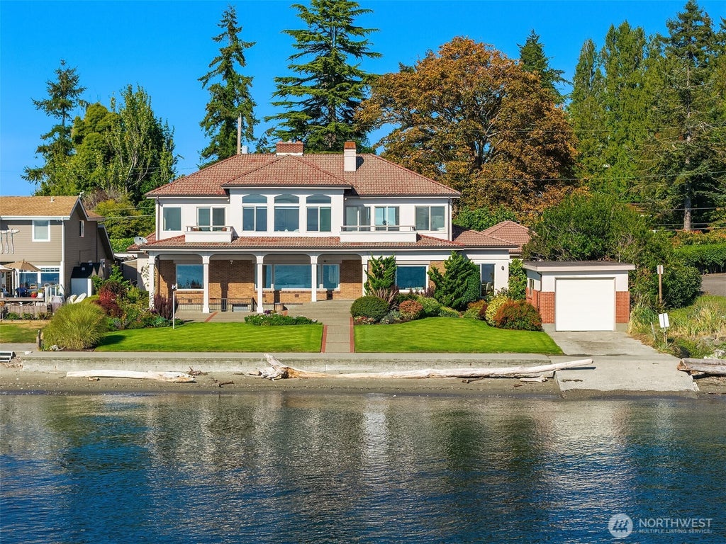 Photo of 3705 SW 171st Street, Burien, WA 98166 (MLS # 2567383)