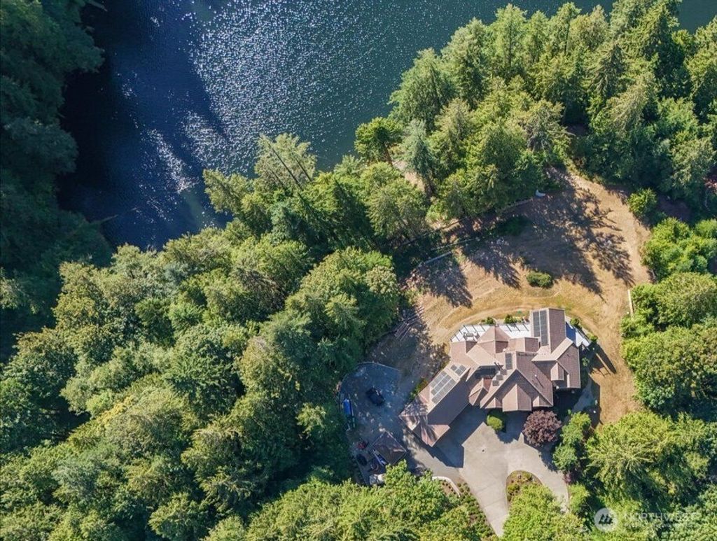Photo of 22410 McMurray Shore Drive, Mount Vernon, WA 98274 (MLS # 2534595)