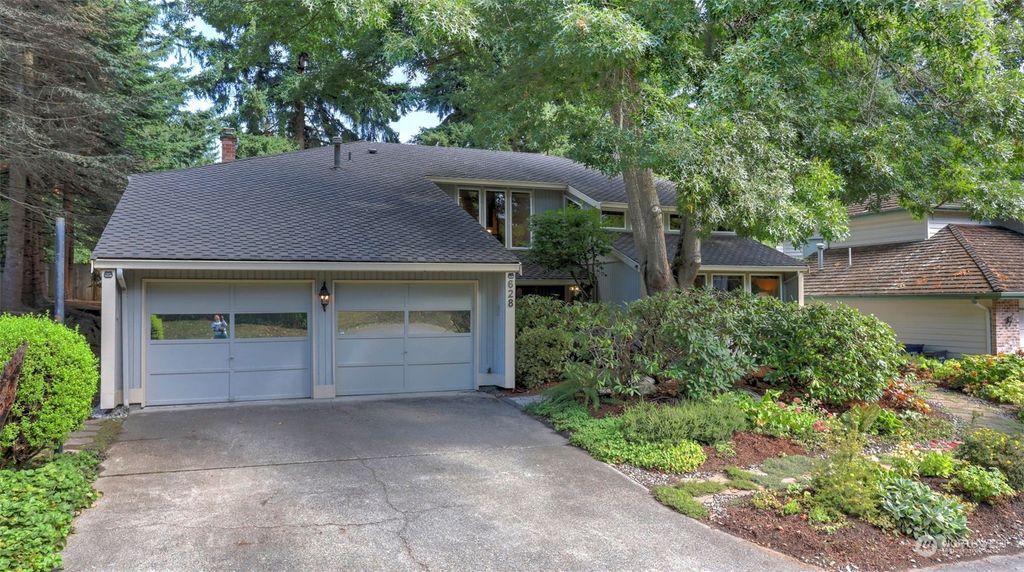 Photo of 628 SW 323rd Street, Federal Way, WA 98023 (MLS # 2158206)