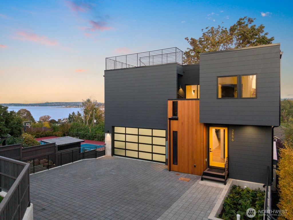 Photo of 3856 Cascadia Avenue S, Seattle, WA 98118 (MLS # 2445614)