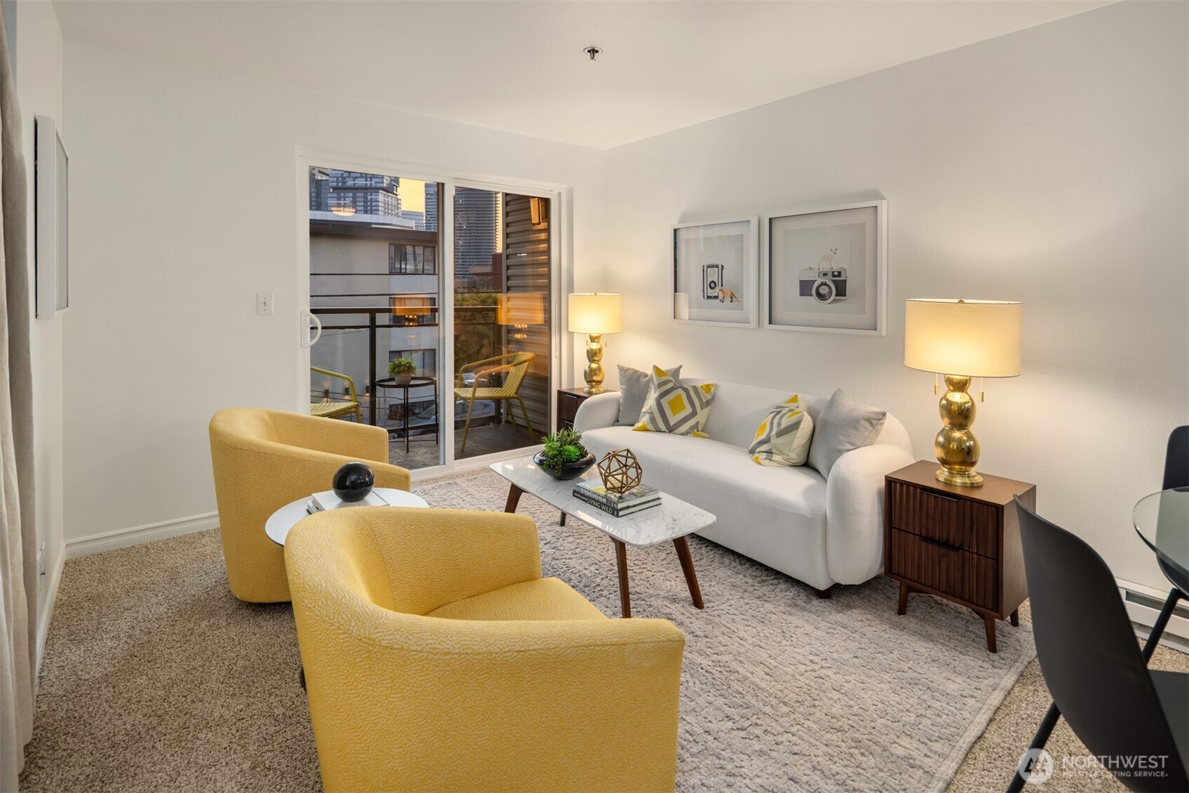 1616 Summit Avenue N203