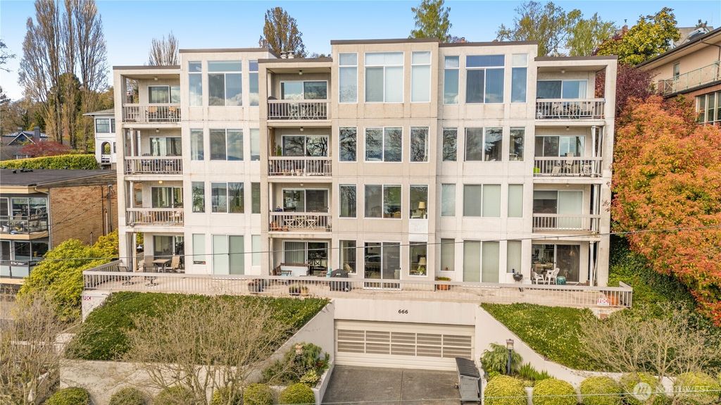 Photo of 666 W Olympic Place #201, Seattle, WA 98119 (MLS # 2507283)