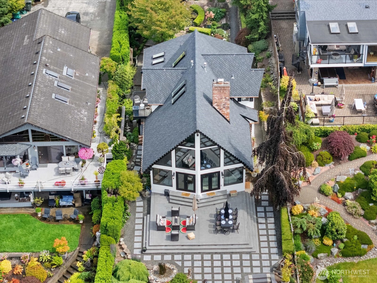 1504 E Lakeshore Drive