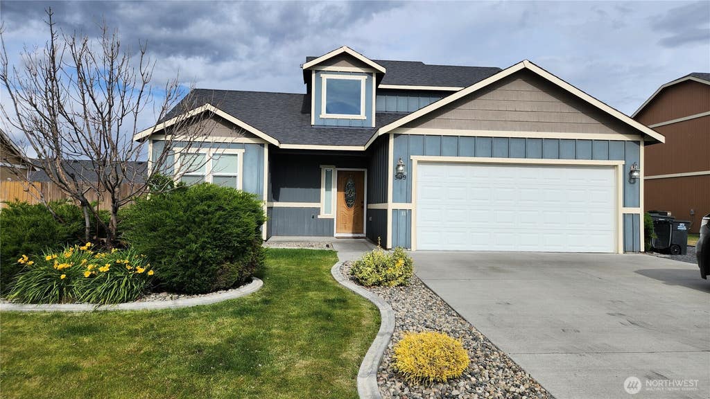 Photo of 509 N Florida Street, Moses Lake, WA 98837 (MLS # 2567167)