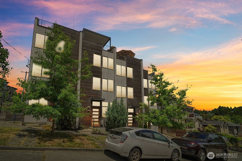 Photo of 2852 SW Nevada Street, Seattle, WA 98126 (MLS # 2546765)